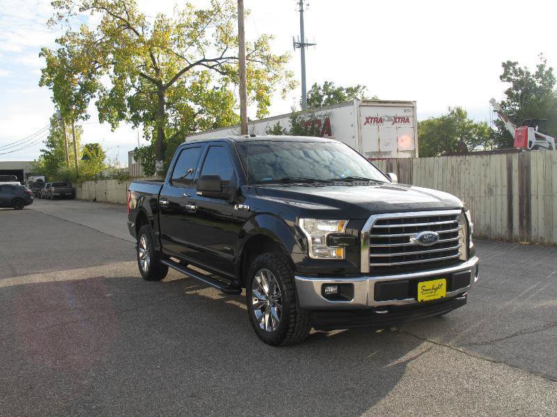 Used 2017 Ford F150 XLT w/ Equipment Group 302A Luxury AWD/4WD image 2