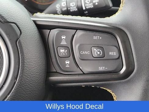 Used 2024 Jeep Wrangler Unlimited Sport AWD/4WD image 32