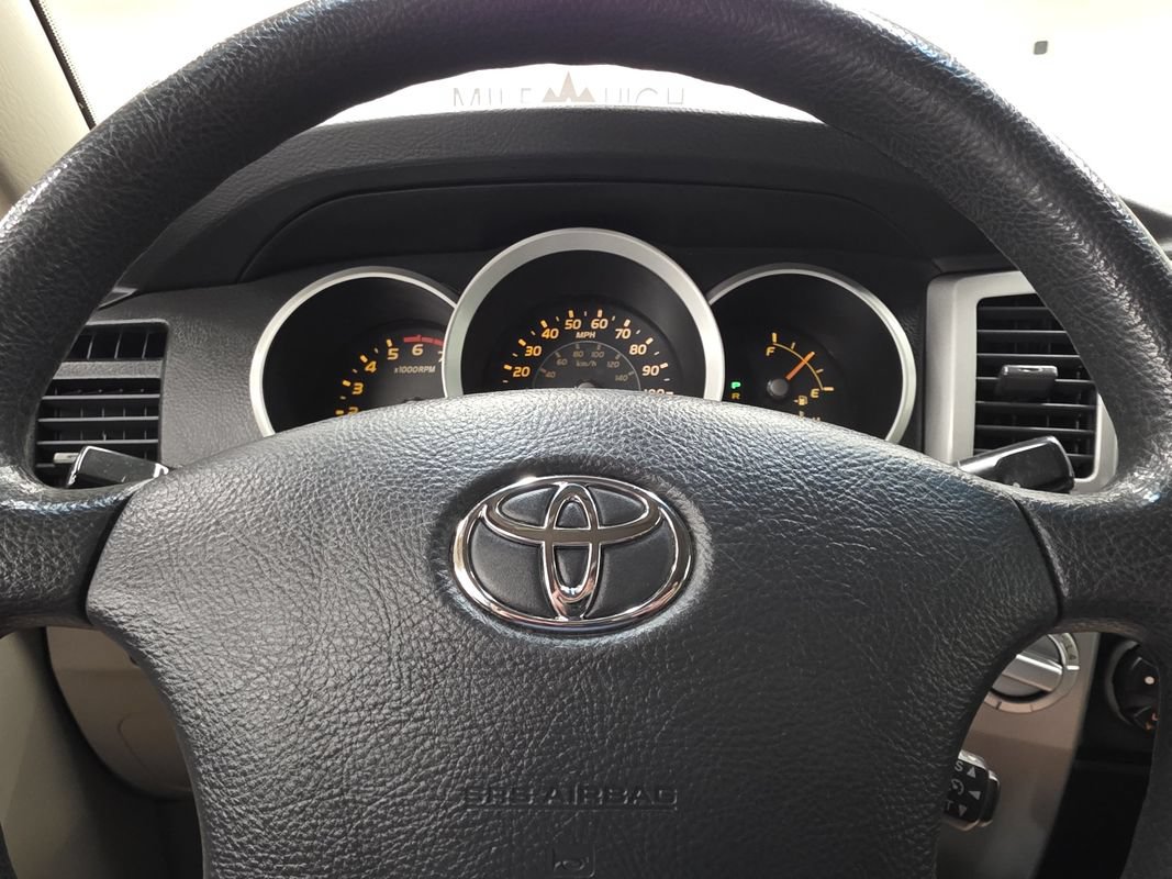 Used 2006 Toyota 4Runner SR5 AWD/4WD image 32