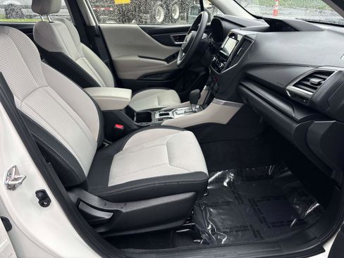 Used 2023 Subaru Forester image 13
