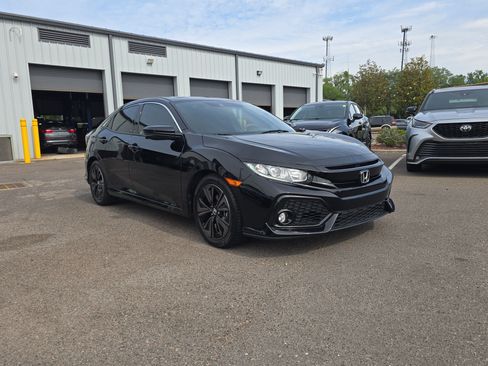 Used 2019 Honda Civic EX image 2