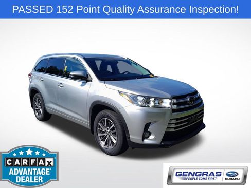 Used 2018 Toyota Highlander XLE AWD/4WD image 1
