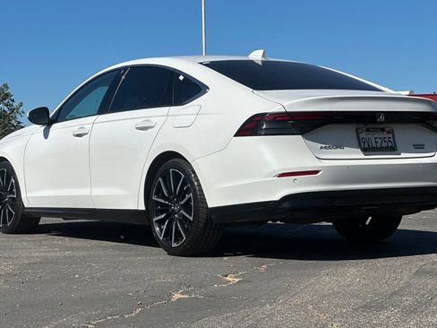 Used 2025 Honda Accord Touring image 6