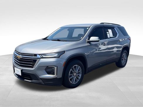 Used 2023 Chevrolet Traverse LT AWD/4WD image 4