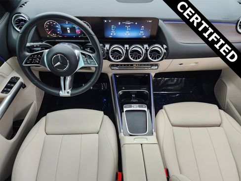 Certified 2025 Mercedes-Benz GLA 250 image 2