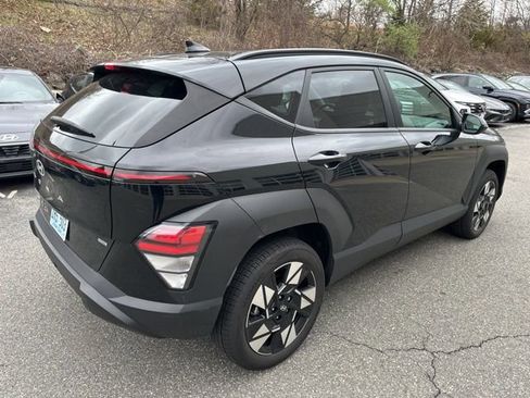 Used 2024 Hyundai Kona SEL w/ Convenience Package AWD/4WD image 4