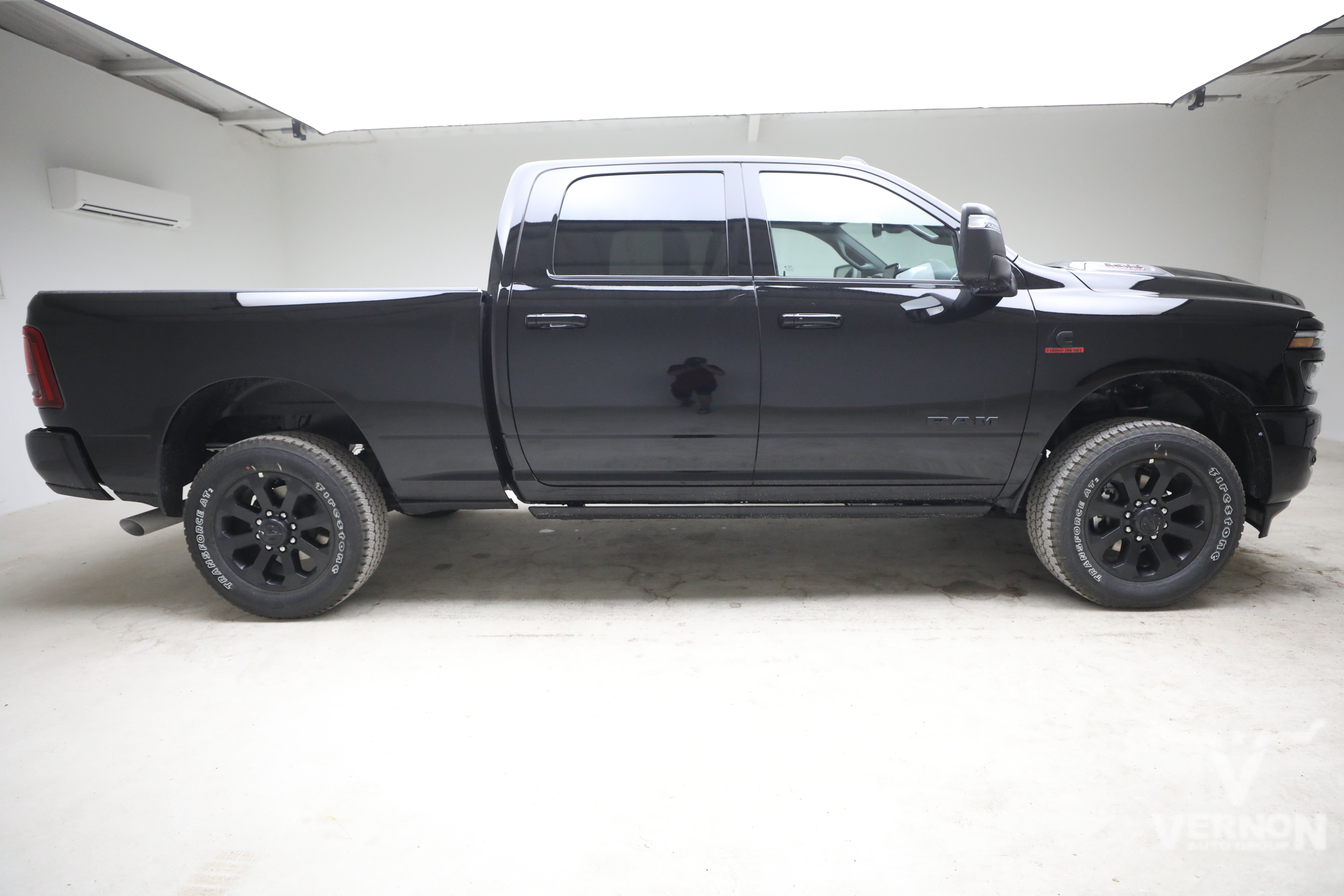 New 2027 RAM 3500 Laramie AWD/4WD image 6