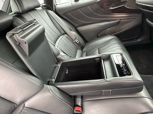 Used 2021 Lexus LS 500 AWD w/ Interior Upgrade Package image 34