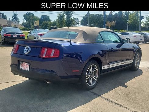 Used 2010 Ford Mustang Premium RWD image 4