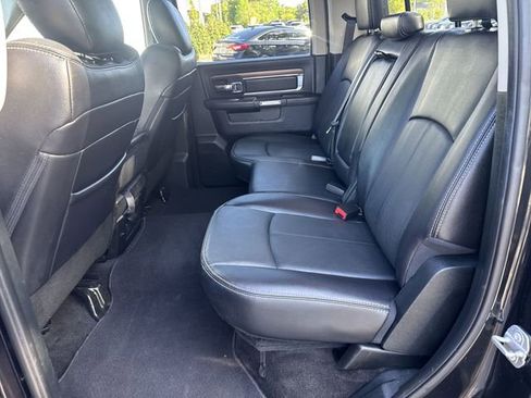 Used 2018 RAM 1500 Laramie image 14