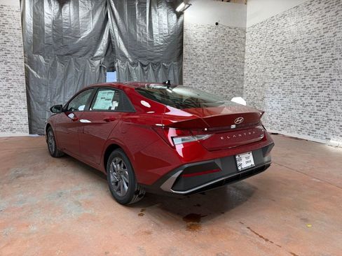 New 2026 Hyundai Elantra Blue image 5