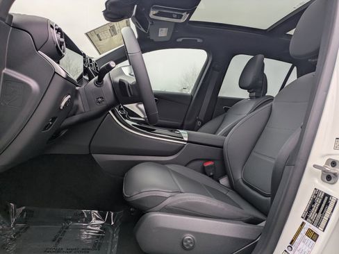 Certified 2026 Mercedes-Benz GLC 300 4MATIC image 17