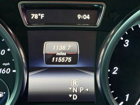 Used 2014 Mercedes-Benz GL 350 BlueTEC 4MATIC image 33