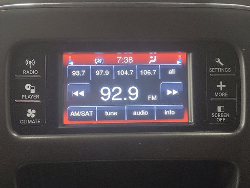 Used 2020 Dodge Journey SE w/ SE Popular Equipment Group image 25