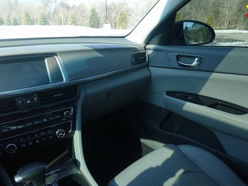 Used 2017 Kia Optima EX w/ Technology Package image 18