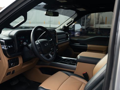 Certified 2024 Ford F350 Lariat w/ Lariat Ultimate Package image 16