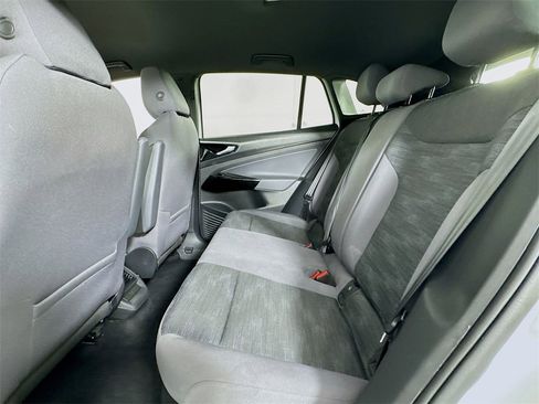 Used 2021 Volkswagen ID.4 Pro w/ ID.4 Protection Package image 15
