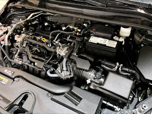 Used 2025 Toyota Corolla LE image 35
