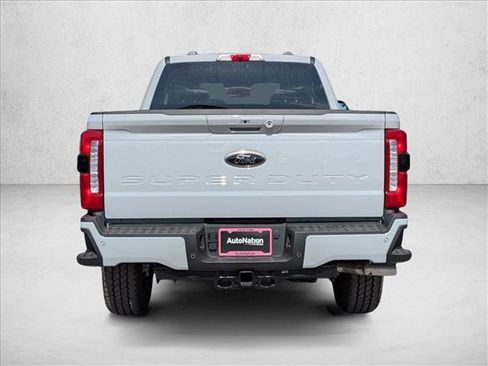 New 2026 Ford F250 Lariat w/ Black Appearance Package image 7