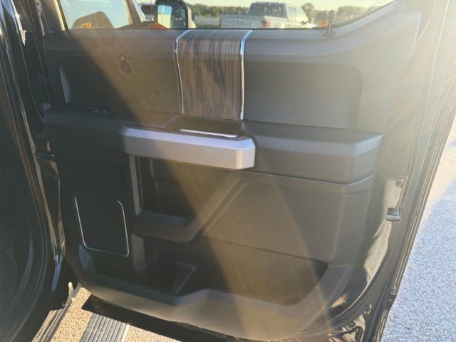 Used 2020 Ford F150 Lariat w/ Equipment Group 502A Luxury AWD/4WD image 32