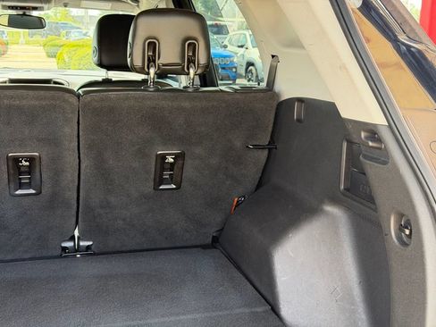 Used 2019 GMC Terrain SLT FWD image 32