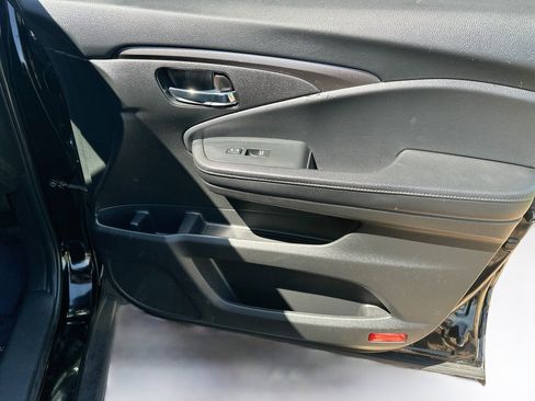 Used 2022 Honda Pilot Sport image 30