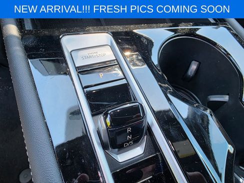 Used 2024 Volkswagen Atlas Cross Sport SE FWD image 12