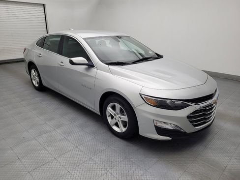 Used 2022 Chevrolet Malibu LT FWD image 11