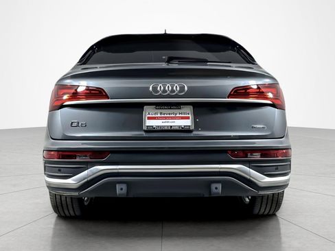 Used 2023 Audi Q5 2.0T Premium w/ Convenience Package image 4