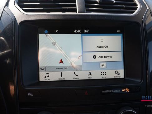 Used 2018 Ford Explorer XLT w/ Equipment Group 202A FWD image 12