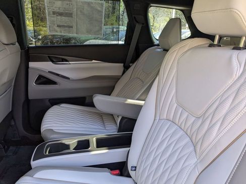 New 2026 INFINITI QX60 Autograph w/ Dark Cargo Package image 25