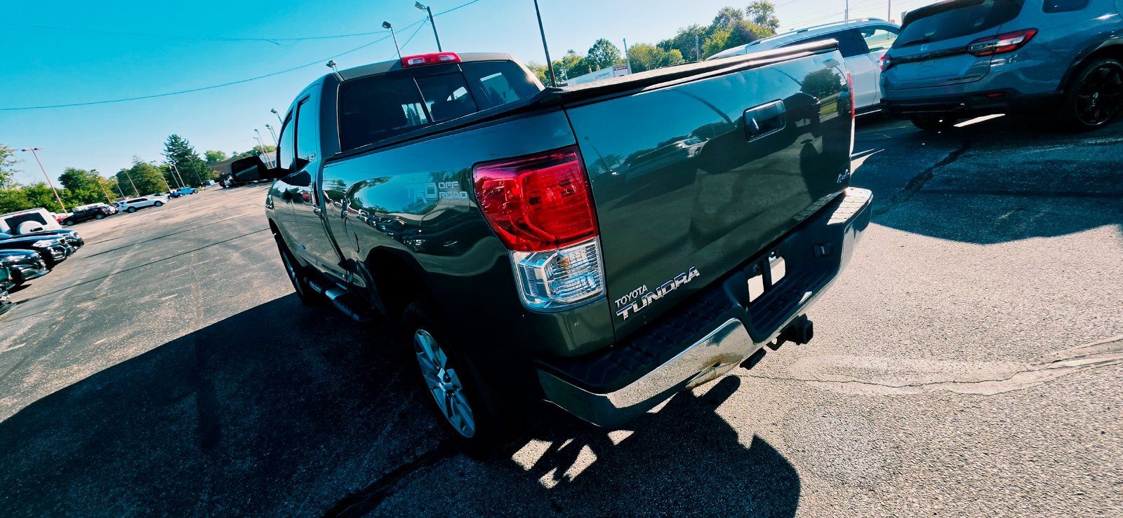 Used 2012 Toyota Tundra 4x4 Double Cab w/ TRD Off-Road Pkg image 6