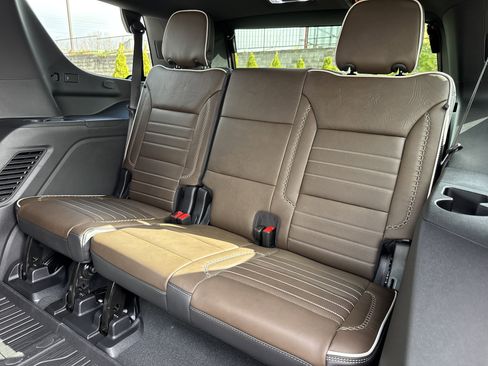 Used 2026 GMC Yukon Denali Ultimate w/ LPO, Floor Liner Package image 34