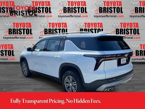 Used 2026 Chevrolet Traverse LT w/ Driver Confidence Package AWD/4WD image 6