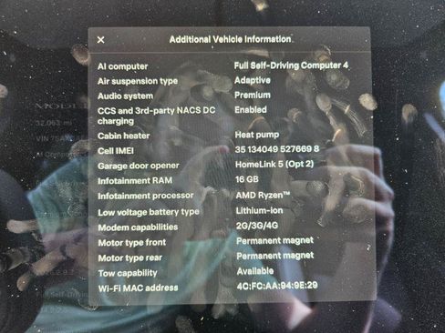 Used 2023 Tesla Model X AWD/4WD image 4
