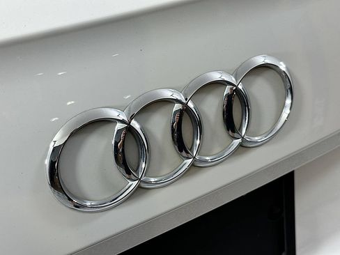 Used 2019 Audi Q5 2.0T Premium w/ Convenience Package AWD/4WD image 33