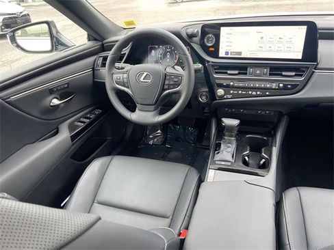 Used 2023 Lexus ES 350 w/ Premium Package image 13
