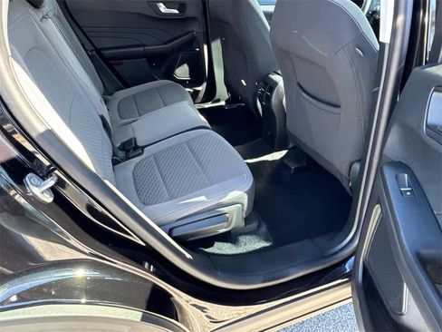 Certified 2021 Ford Escape SE w/ SE Sport Appearance Package image 14