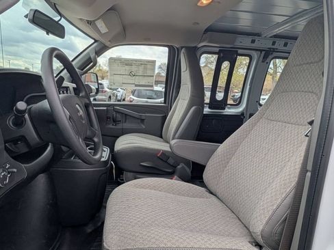New 2026 GMC Savana 3500 Extended w/ Driver Convenience Package RWD image 33