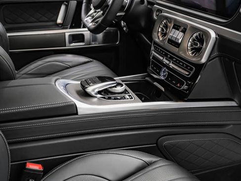Used 2024 Mercedes-Benz G 63 AMG Squared image 28