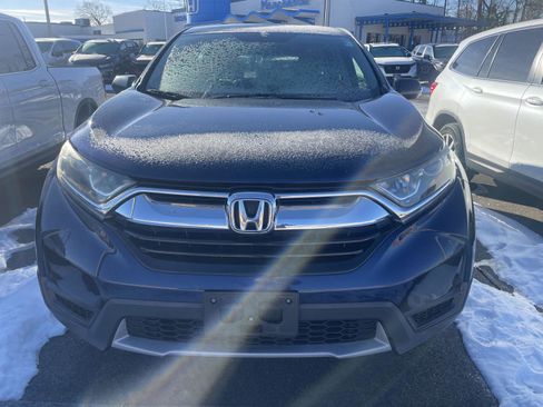Used 2018 Honda CR-V LX image 2