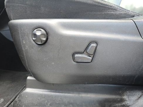 Used 2019 Jeep Grand Cherokee Limited image 10