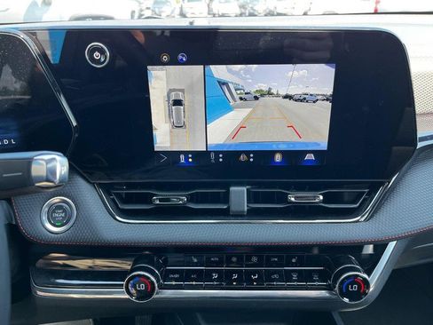 Used 2025 Chevrolet Equinox RS w/ Safety and Technology Package image 22