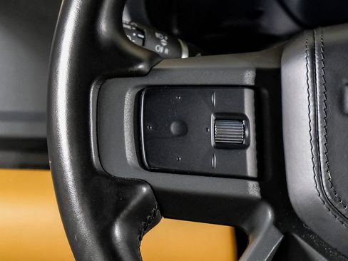 Used 2023 Land Rover Defender 110 X image 18