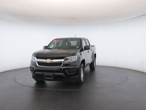 Used 2019 Chevrolet Colorado W/T w/ WT Convenience Package image 37