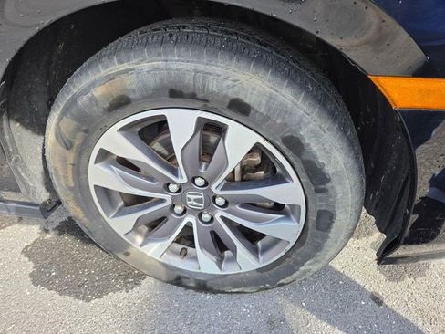 Used 2023 Honda Odyssey EX-L image 27