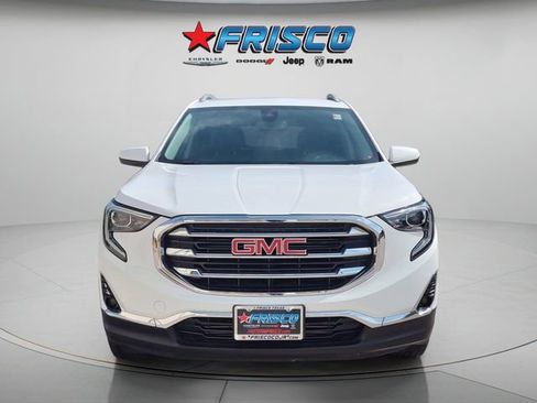 Used 2020 GMC Terrain SLT w/ Preferred Package FWD image 2