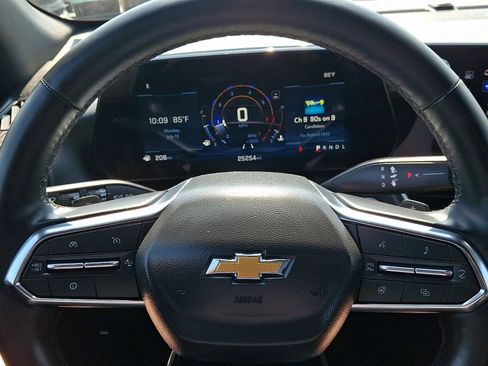 Used 2026 Chevrolet Equinox LT w/ Convenience Package II FWD image 18