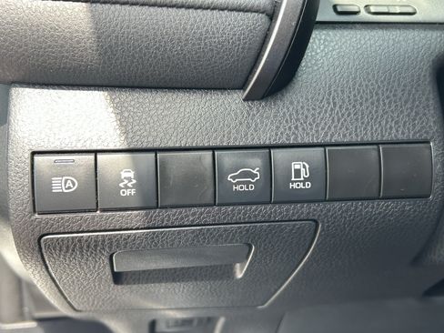 Used 2024 Toyota Camry SE FWD image 23