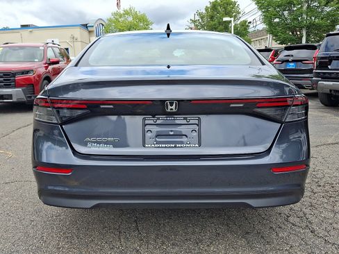 Used 2026 Honda Accord SE image 5